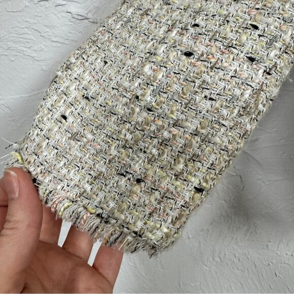 Ann Taylor Cream Tweed Fringe Blazer Jacket Womens 10 Preppy Classic Academia - Picture 2 of 10